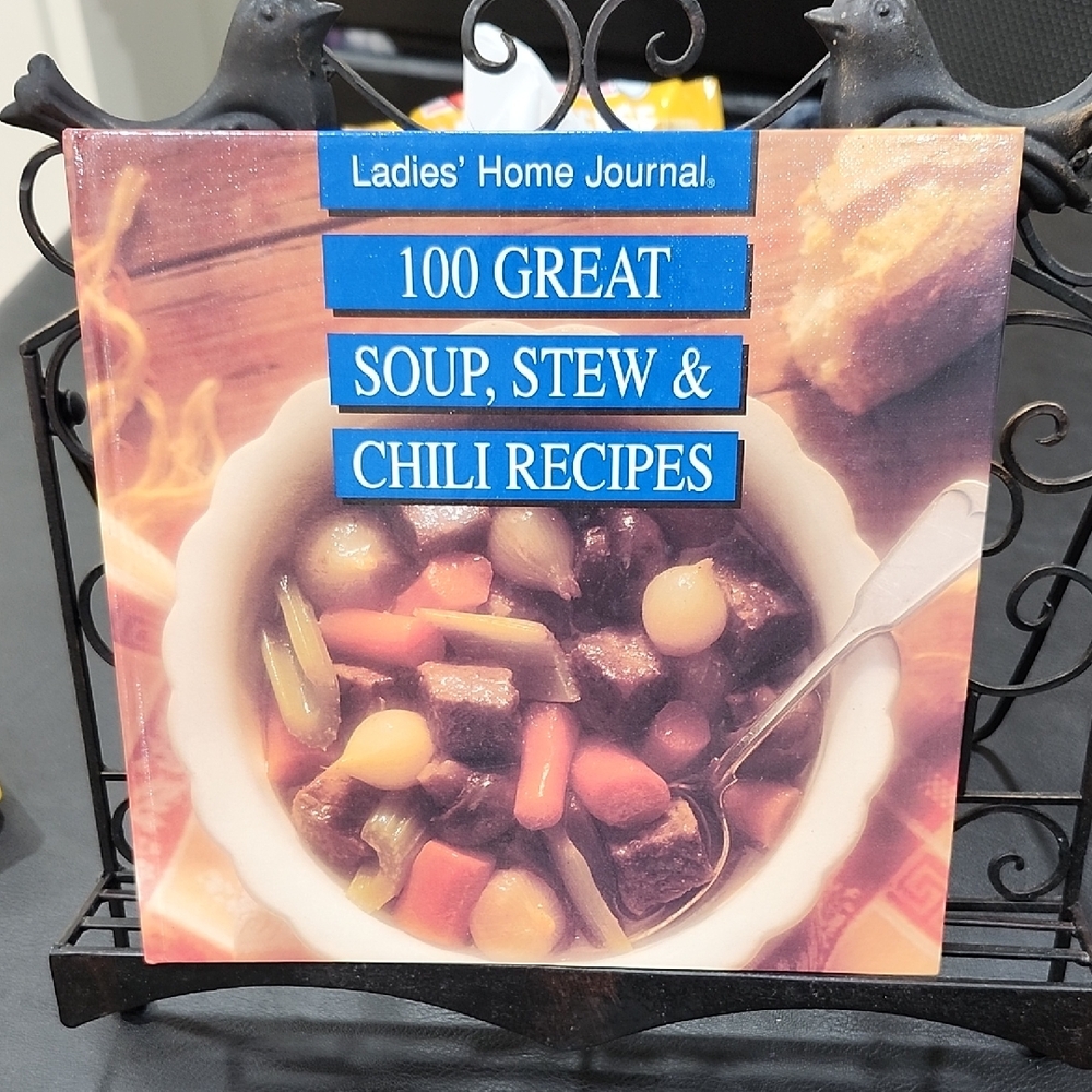 VINTAGE "LADIE'S HOME JOURNAL 100 GREAT SOUP, STEW, & CHILI RECIPES" COOKBOOK